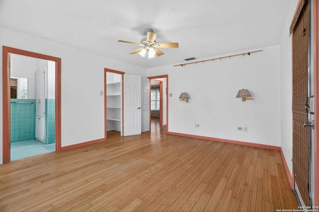 4530 Winneway, San Antonio, TX 78222