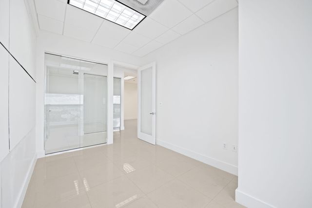 175 SW 7th Street 1600, Miami, FL 33130
