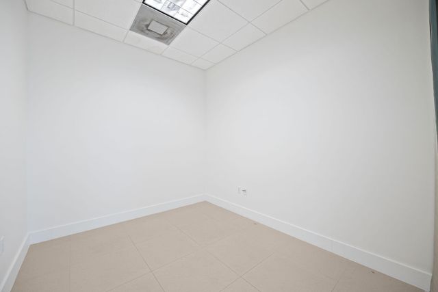 175 SW 7th Street 1600, Miami, FL 33130