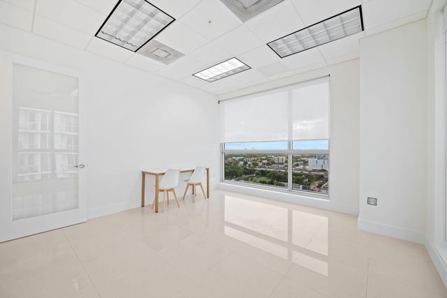 175 SW 7th Street 1600, Miami, FL 33130