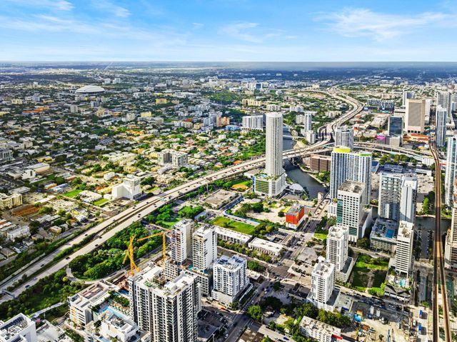 175 SW 7th Street 1600, Miami, FL 33130