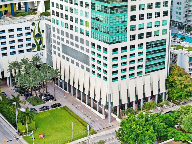 175 SW 7th Street 1600, Miami, FL 33130