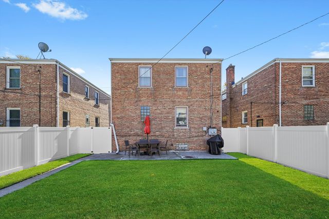 3401 Jackson Street, Bellwood, IL 60104