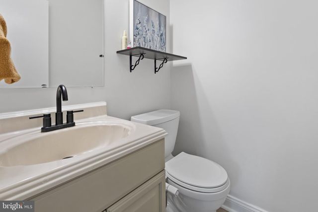 3488 LYON PARK CT, Woodbridge, VA 22192