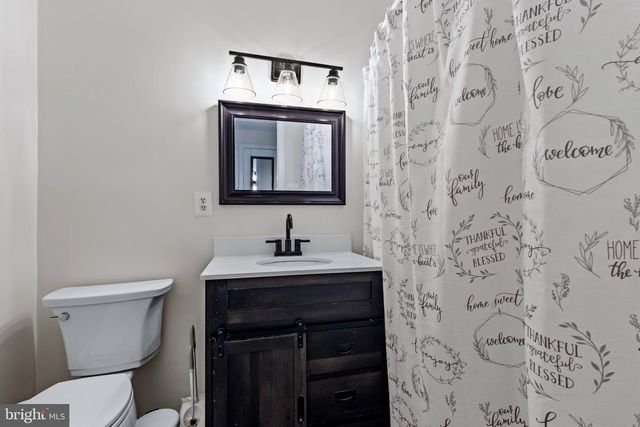 3488 LYON PARK CT, Woodbridge, VA 22192