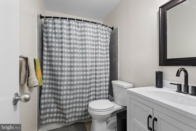 3488 LYON PARK CT, Woodbridge, VA 22192