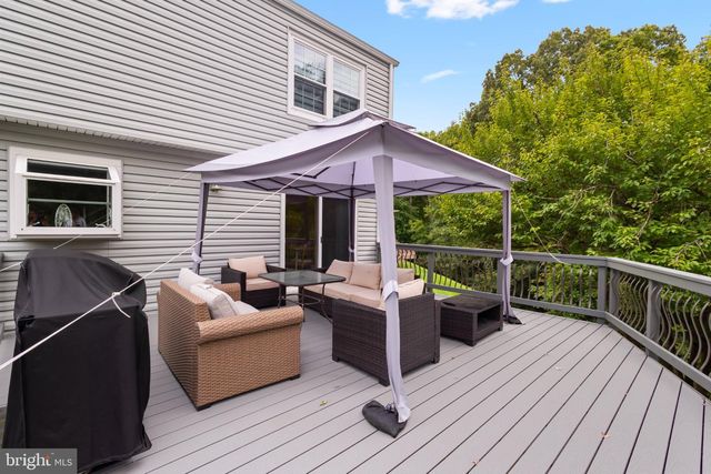 3488 LYON PARK CT, Woodbridge, VA 22192
