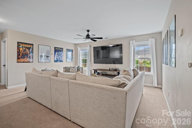 227 Roanoke Road, Fletcher, NC 28732