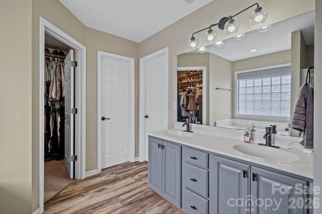 227 Roanoke Road, Fletcher, NC 28732