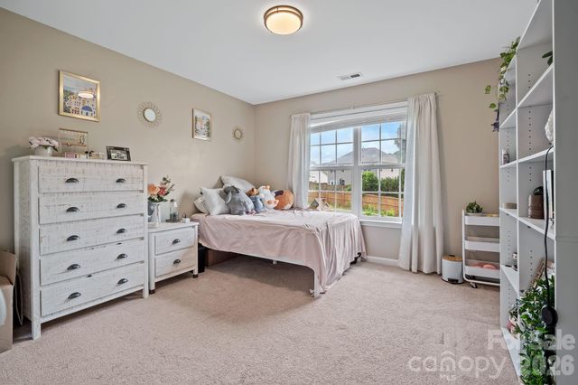 227 Roanoke Road, Fletcher, NC 28732