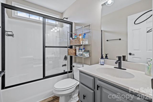 227 Roanoke Road, Fletcher, NC 28732