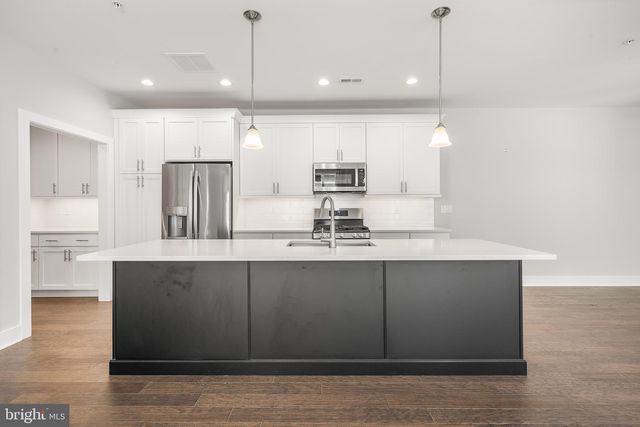 70 RIVERWALK, Plainsboro, NJ 08536