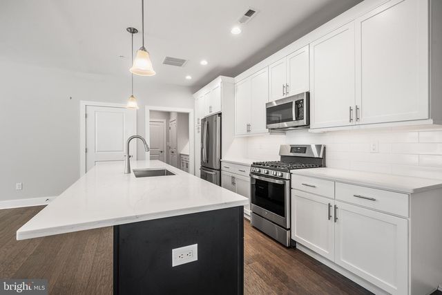70 RIVERWALK, Plainsboro, NJ 08536