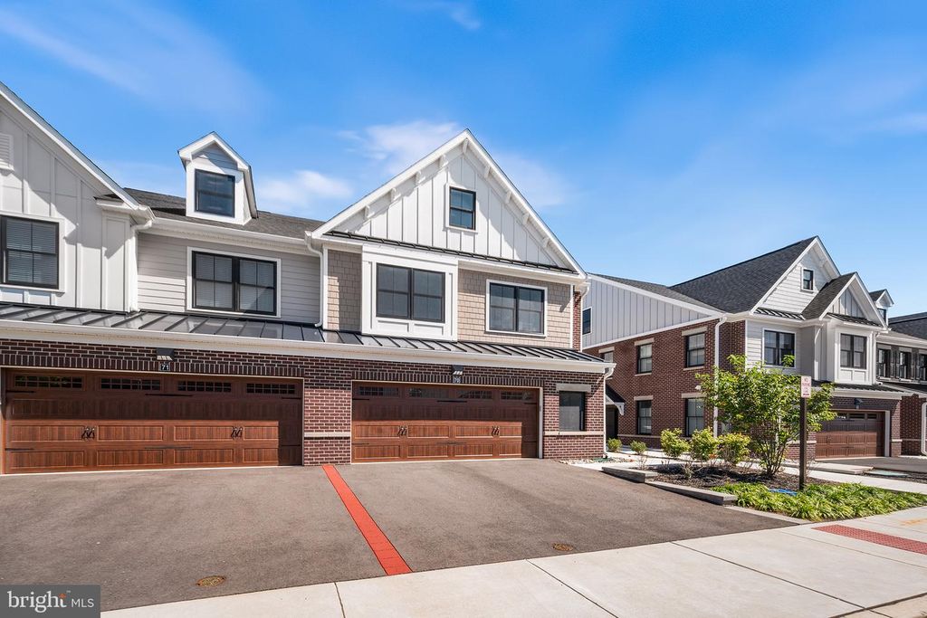 70 RIVERWALK, PLAINSBORO, NJ 08536 — photo 2