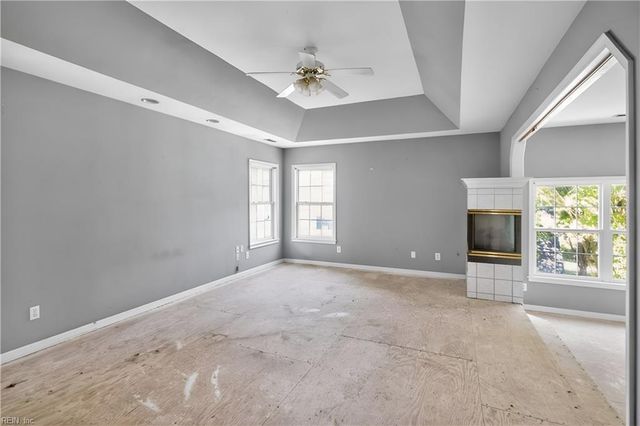6403 Old Westham N DR, Suffolk, VA 23435