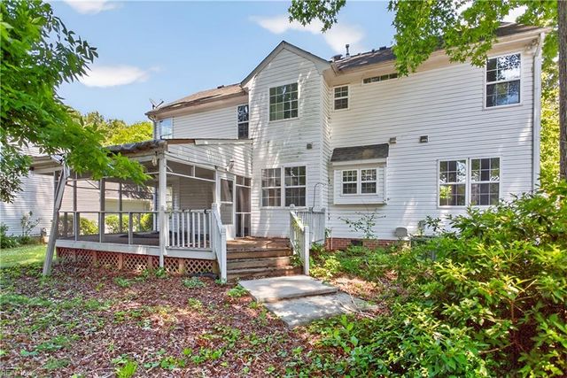 6403 Old Westham N DR, Suffolk, VA 23435