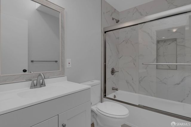 1560 Mckinnon Avenue, San Francisco, CA 94124