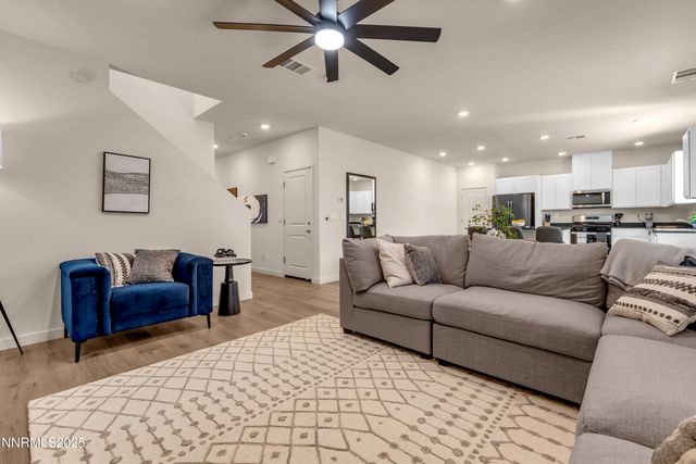 7754 Wandering Way, Reno, NV 89506