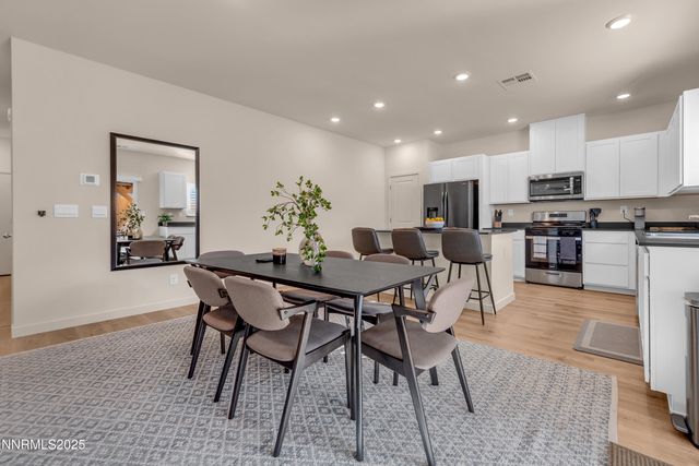 7754 Wandering Way, Reno, NV 89506