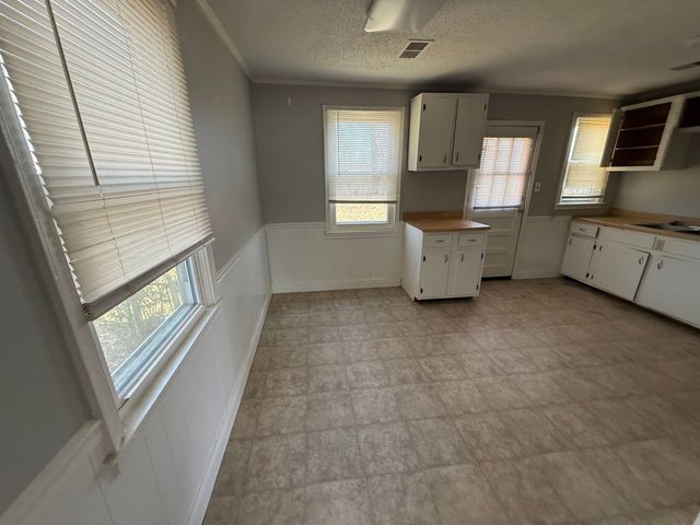 2982 KINGSTON ST, Memphis, TN 38127