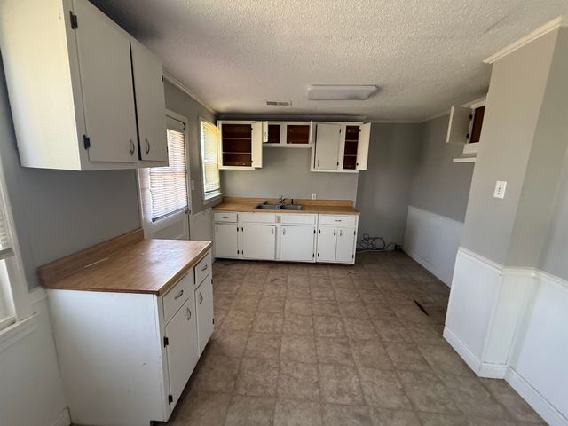 2982 KINGSTON ST, Memphis, TN 38127