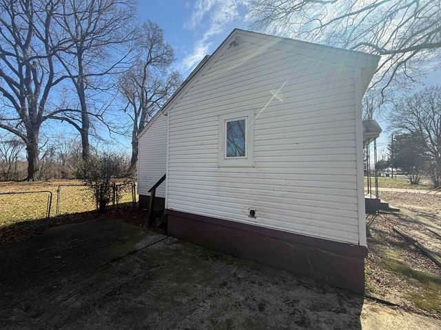 2982 KINGSTON ST, Memphis, TN 38127