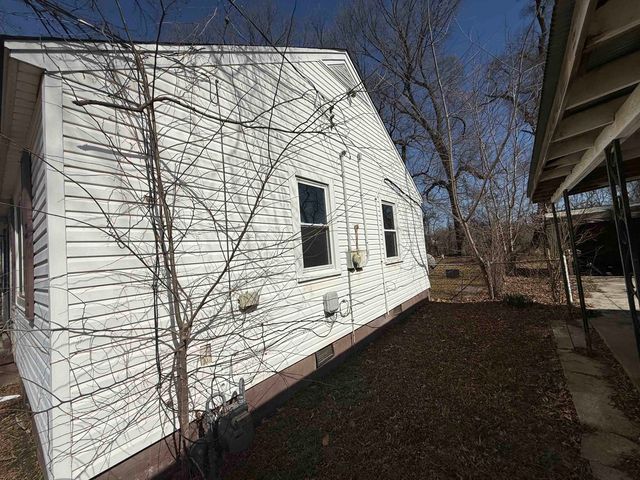 2982 KINGSTON ST, Memphis, TN 38127