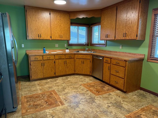 2055 English Street, Maplewood, MN 55109