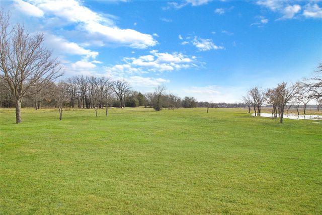 7817 County Road 4076, Scurry, TX 75158