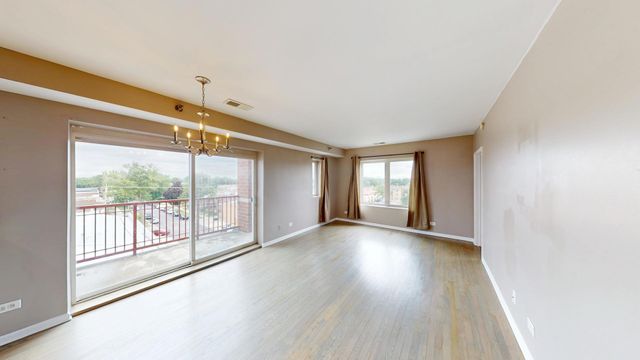 6238 26th Street 504, Berwyn, IL 60402