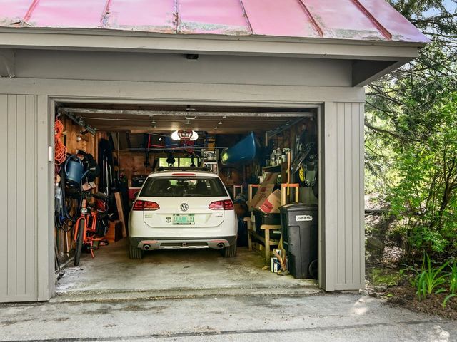 125 Redrock Dr Apt 302, Burlington, VT 05401