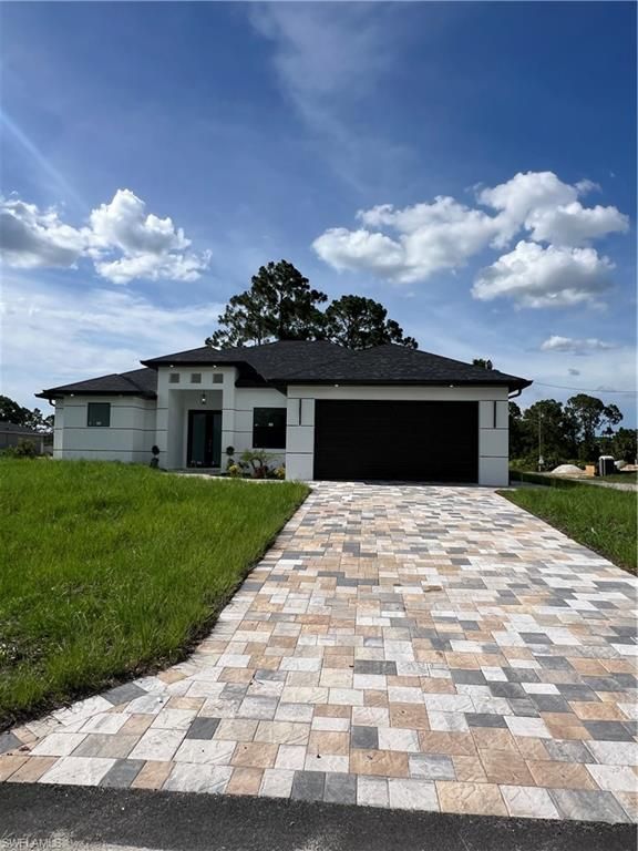1021 Lakeside DR, Lehigh Acres, FL 33974