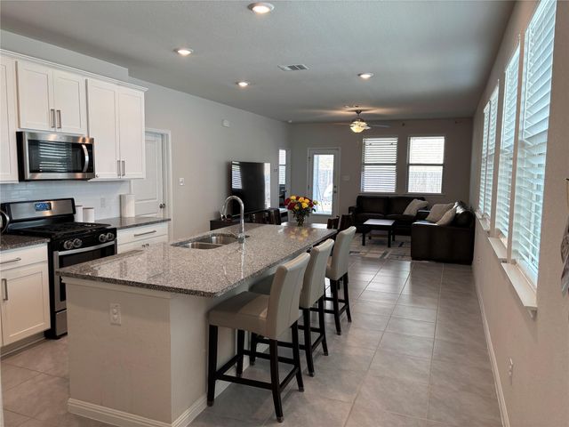 6810 Pleasanton PKWY, Pflugerville, TX 78660