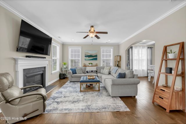 6152 Willow Glen Drive, Wilmington, NC 28412