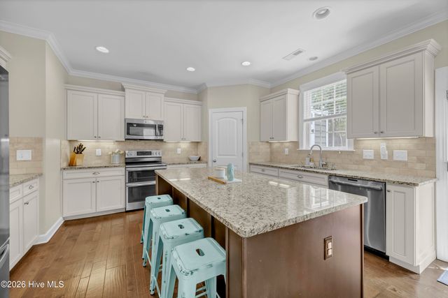 6152 Willow Glen Drive, Wilmington, NC 28412