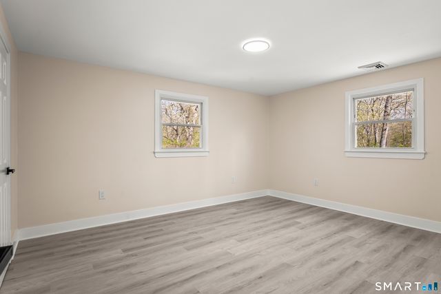 30 Patricia Court, Ledyard, CT 06335