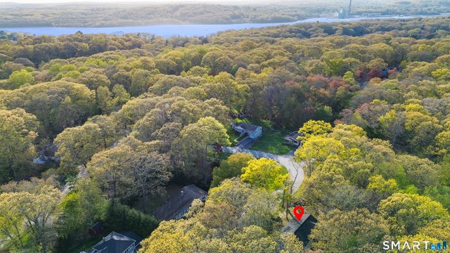 30 Patricia Court, Ledyard, CT 06335