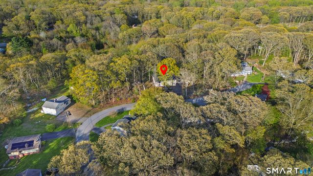 30 Patricia Court, Ledyard, CT 06335