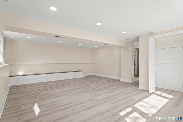 30 Patricia Court, Ledyard, CT 06335