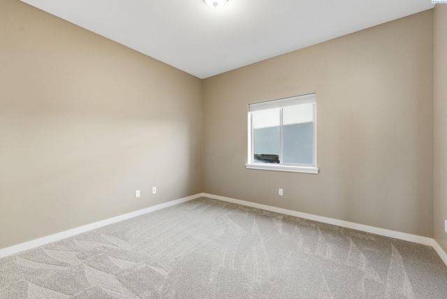 2624 Eaglewatch Loop, Richland, WA 99354