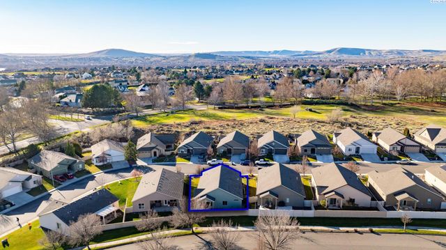 2624 Eaglewatch Loop, Richland, WA 99354