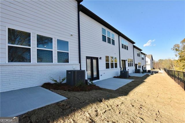 140 Star Court, Pendergrass, GA 30567