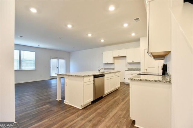 140 Star Court, Pendergrass, GA 30567