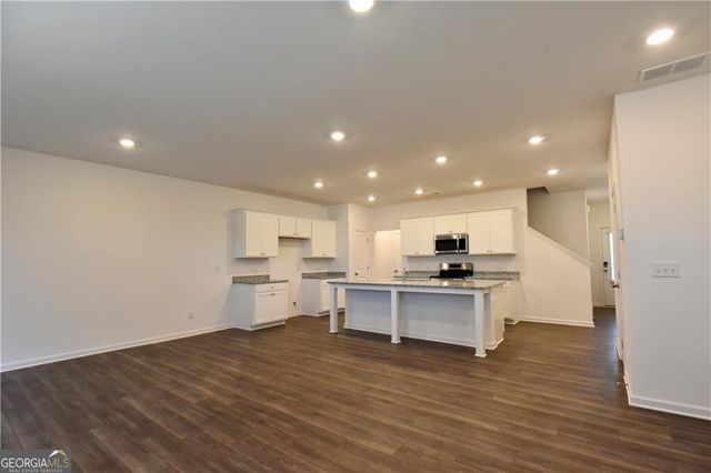 140 Star Court, Pendergrass, GA 30567