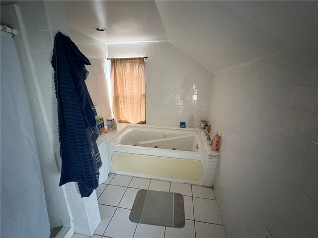 557 Maple Street, Rochester, NY 14611