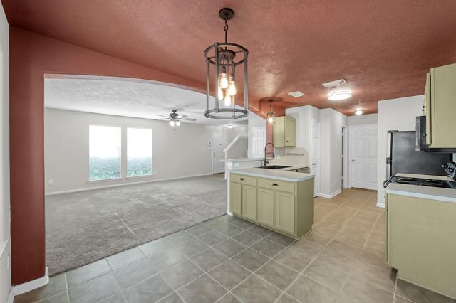 13952 Buckskin Drive, Willis, TX 77378