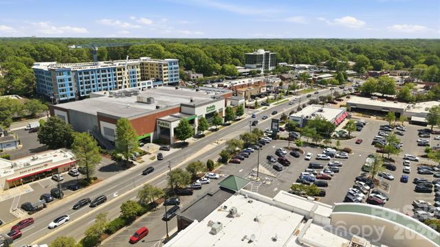4500 Woodlark Lane, Charlotte, NC 28211