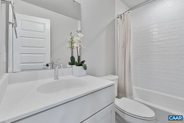 2006 LARKIN AVE, Crozet, VA 22932