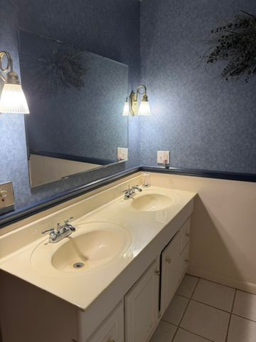 12 Deer View Lane, Huntington, WV 25705