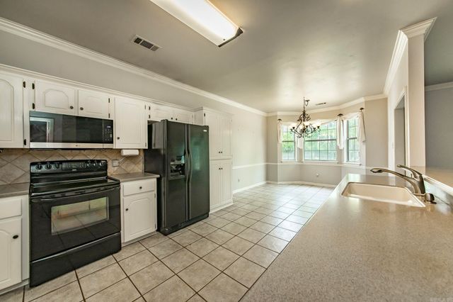 44 Glendale Drive, Cabot, AR 72023